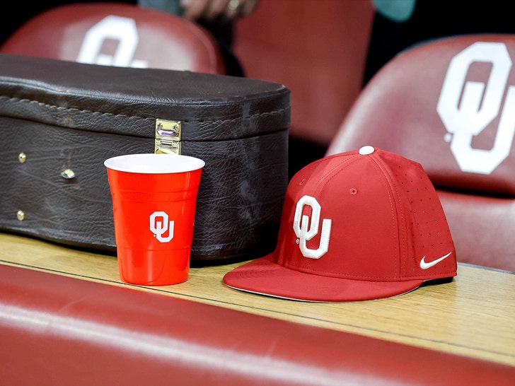 toby keith oklahoma basketball tribute