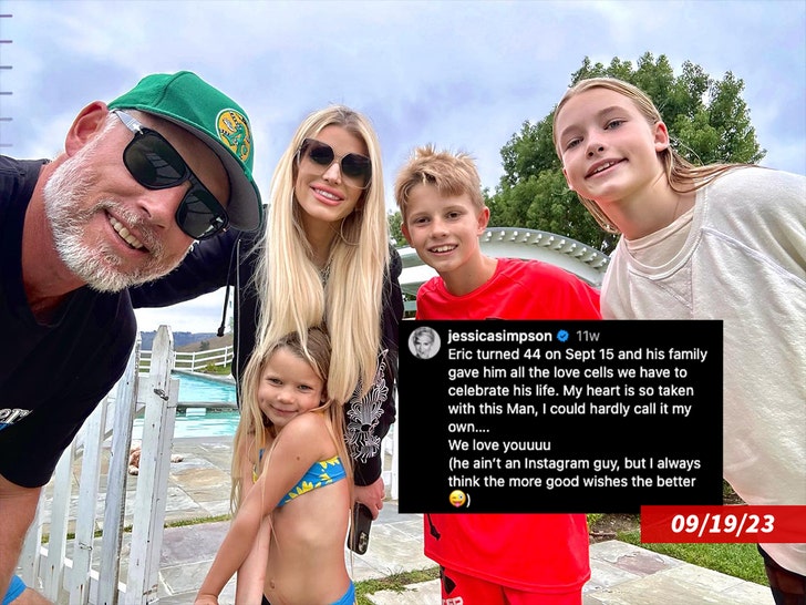 e32ccba1008f4f4bb6d1a1d8390daec4_md Jessica Simpson & Eric Johnson