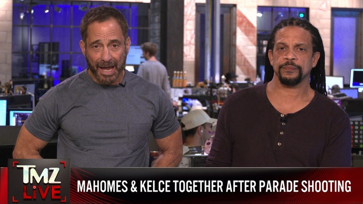 021524_tmz_live_parade_kal