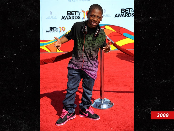 e54b29f113484c01bdf24950f993d306_md bobbe j thompson