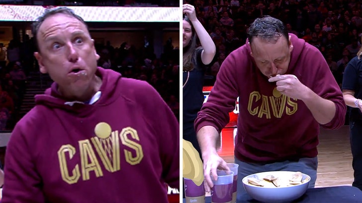 e6d31fcea06442eba3251c78b6d5d603_md 030624_joey_chestnut_v2