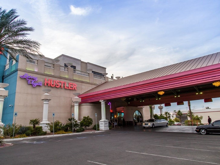 e827ce6105fb483dbc30104a14bf5ba5_md larry flynts hustler handout 1