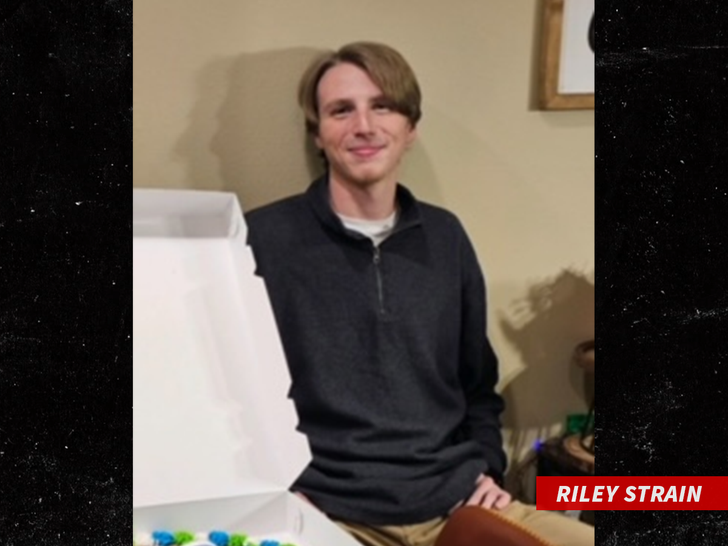 e9d24f2055f64aa1be91b32856e620f2_md-1 riley strain