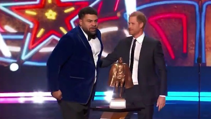 ec5b580092664b13bf802c200e3cdce0_md 020924_prince_harry_cam_heyward_kal