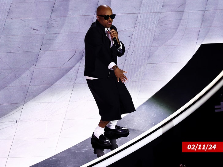 Jermaine Dupri superbowl