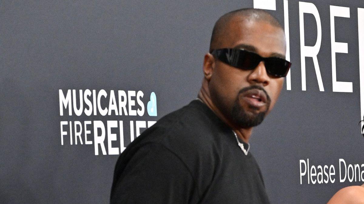 exclusive-kanye-west-trademark-applications-racist-controversy-1769538694792 Photo of Kanye West