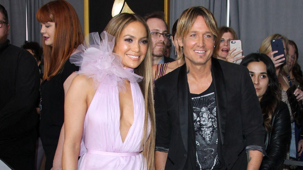 Photo of Keith Urban and Jennifer Lopez