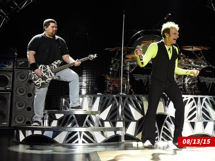 f2007e7d1df14902a4ea42af30c8f1f3_md david lee roth wolfgang van halen