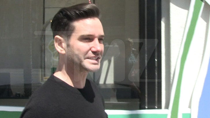 040324_josh_flagg_kal