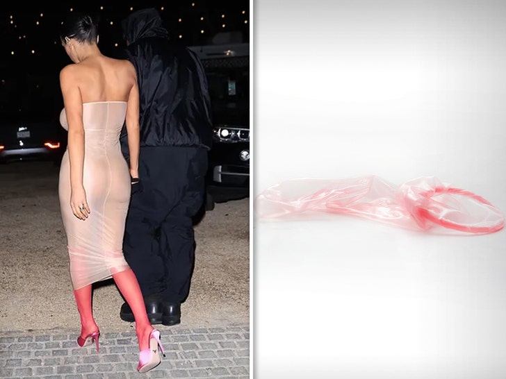 Bianca Censori dresss looks like a condom