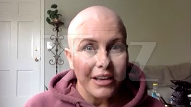 032224_nicole_eggert_mom-kal