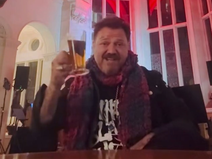 042624-bam-margera-tea-primary