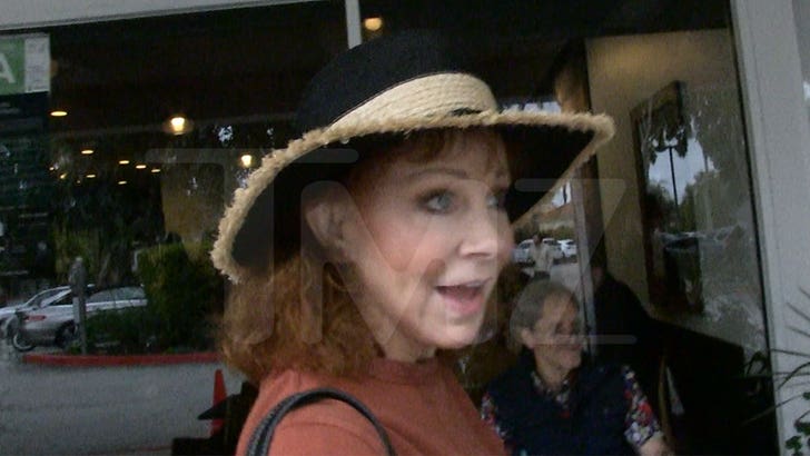 ff8279ed22974cb5b829b796cbea00ca_md 040424-reba-mcentire-kal