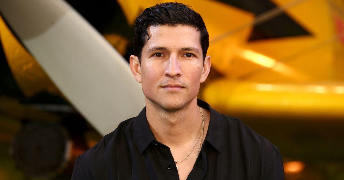 Marvel star Danny Ramirez earned praise for treating Jessica Alba 'like royalty.'