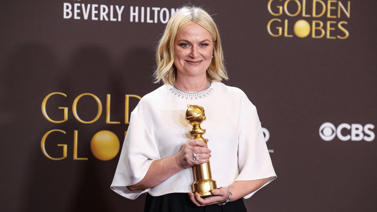 joe-rogan-confesses-he-refused-to-pay-500-entry-fee-required-for-golden-globe-nomination-3-1769791622169 Photo of Amy Poehler