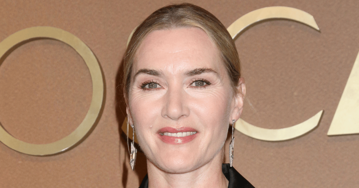 kate-winslet-admits-first-intimate-experience-with-women-as-teen-3-1767023084802 Photo of Kate Winslet