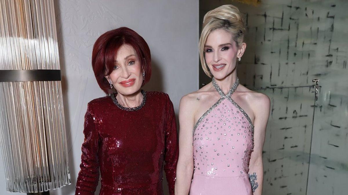 kelly and sharon osbourne.