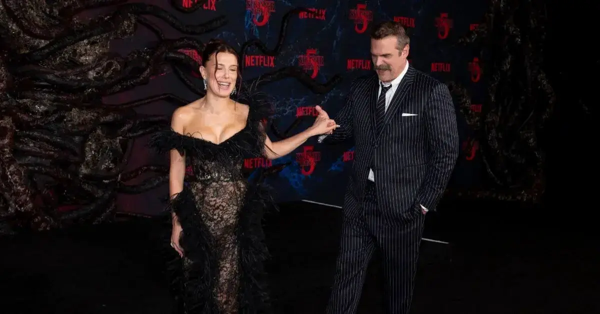 Photo of Millie Bobby Brown and David Harbour