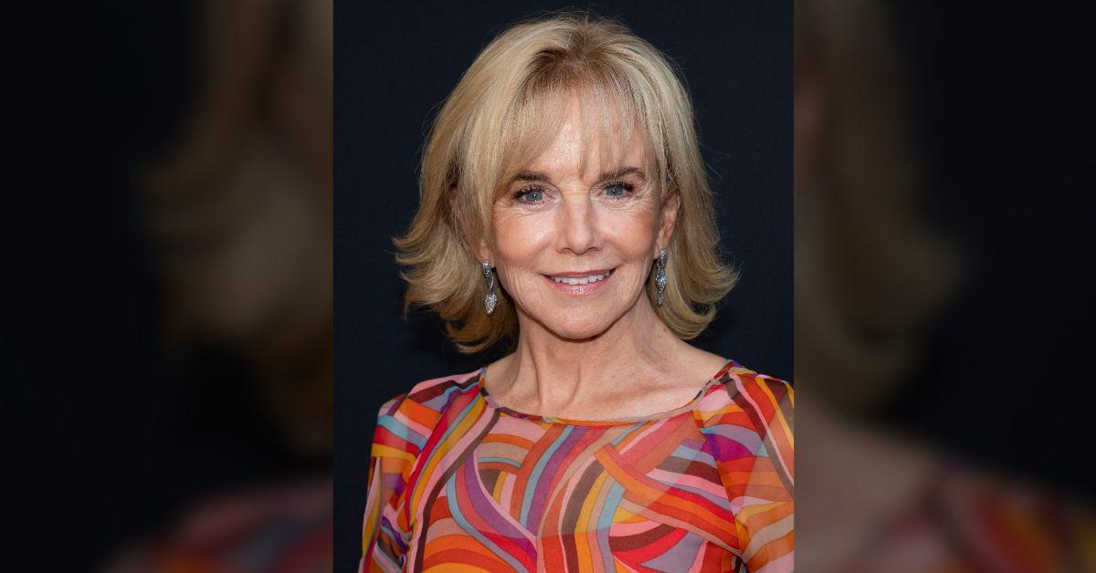 Linda Purl waits as Patrick Duffy hesitates to make their romance official.