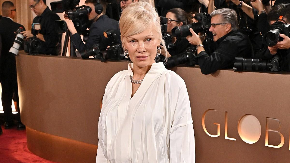 Photo of Pamela Anderson