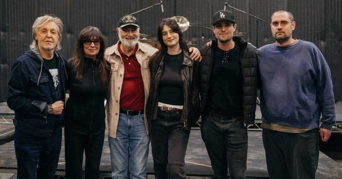 rob-reiners-cutest-family-moments-before-his-death-photos-15-1769729118943 Photo of Rob Reiner and family