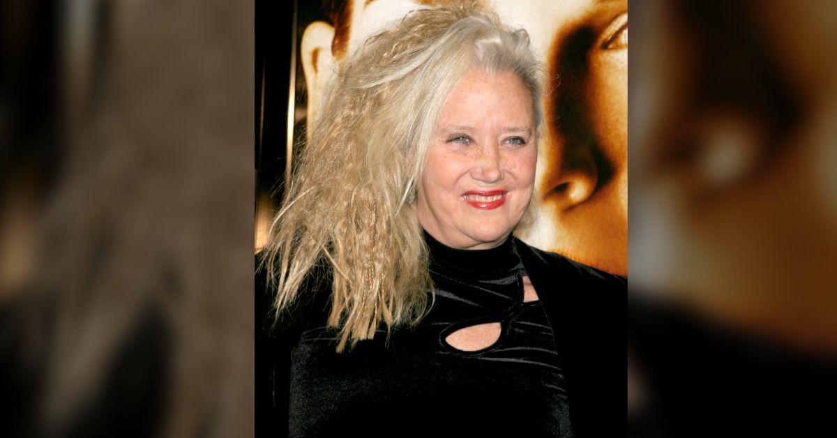 sally-kirklands-final-days-marked-by-health-and-money-struggles-1-1764074969609 Actress Sally Kirkland died at 84 after fractures and infections led to hospice care, her rep Michael Greene said.