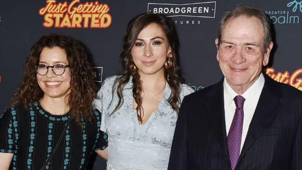 tommy-lee-jones-daughter-victoria-allegedly-pregnant-before-death-2-1768946909653 Image of Victoria faced misdemeanor charges for public intoxication and resisting a peace officer before her passing.