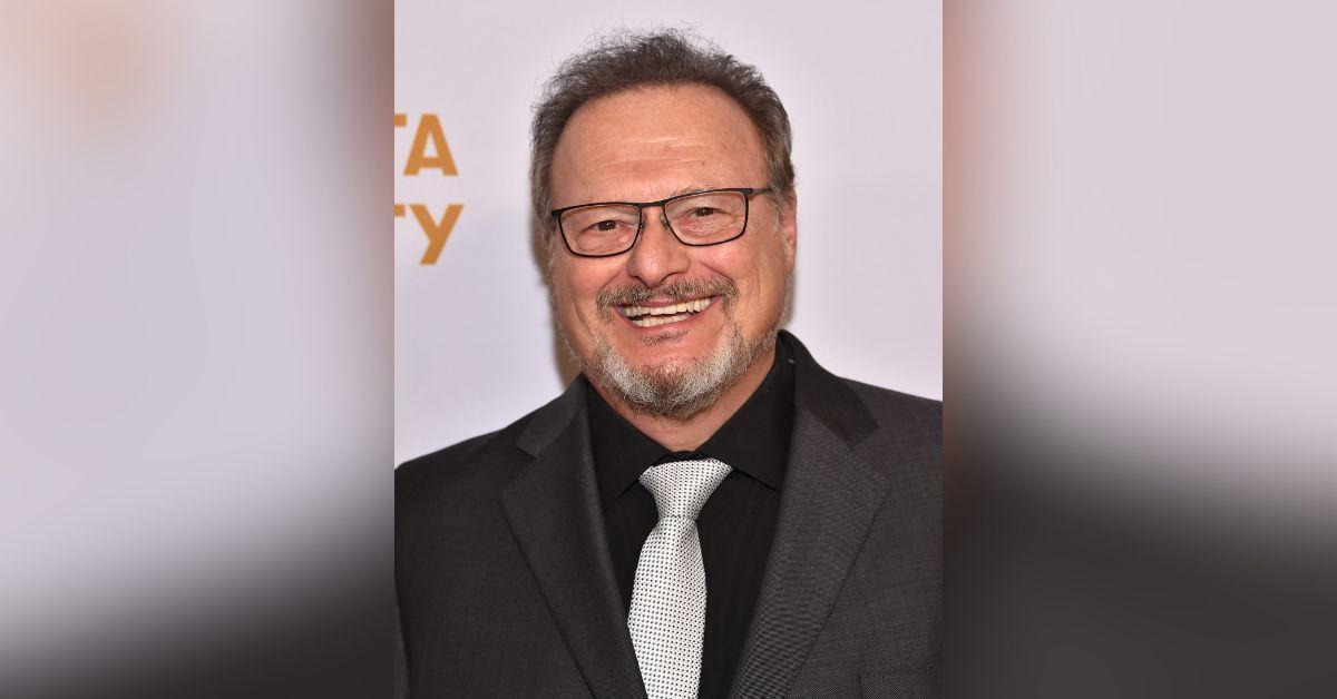 Photo of Wayne Knight