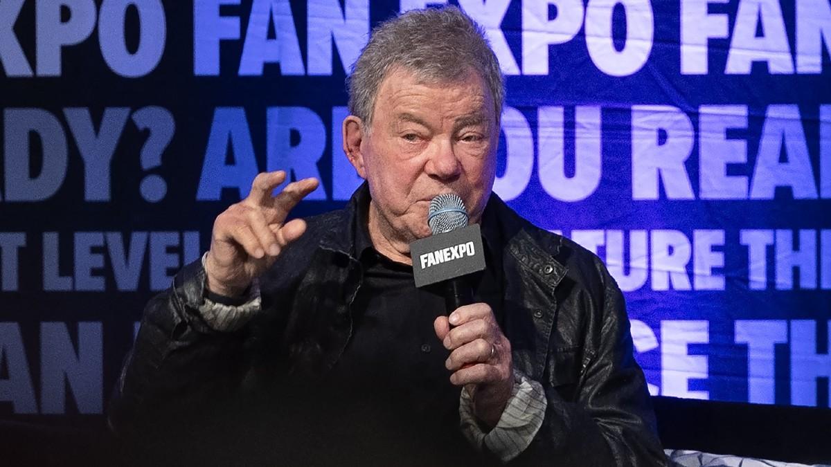 william-shatner-94-at-center-of-fears-hes-putting-brave-face-on-his-mortality-as-star-trek-icon-fronts-bizarre-live-forever-program3-1768933330670 Photo of William Shatner