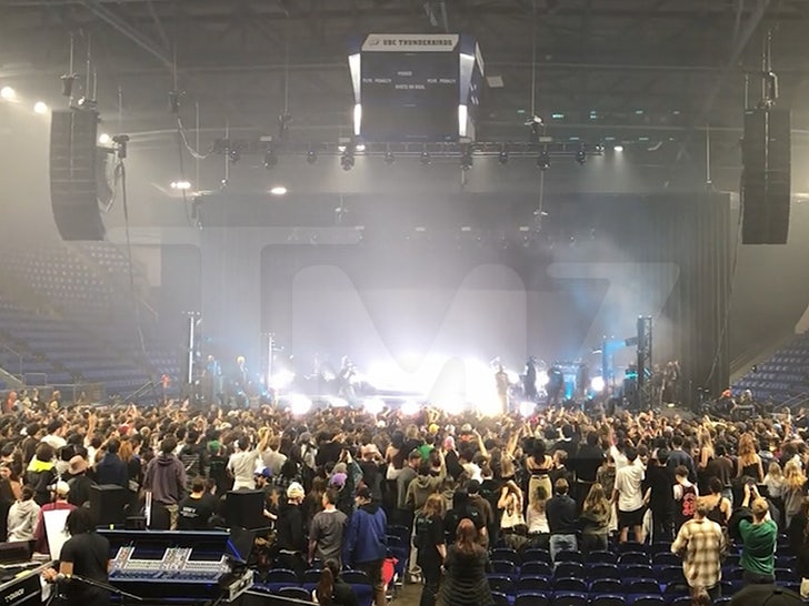 102223-lil-yachty-lights-on-primary