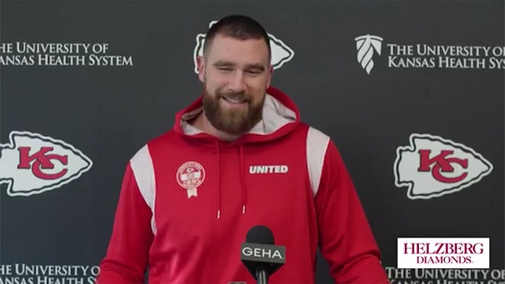 011224_travis_kelce_kal