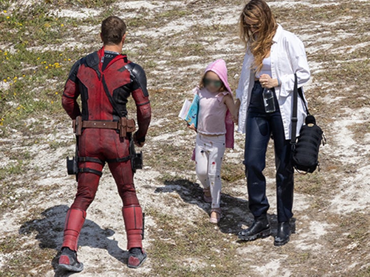 _Blake-Lively-Joins-Husband-Ryan-Reynolds-On-Deadpool-3-Set-Daughter-SUB-