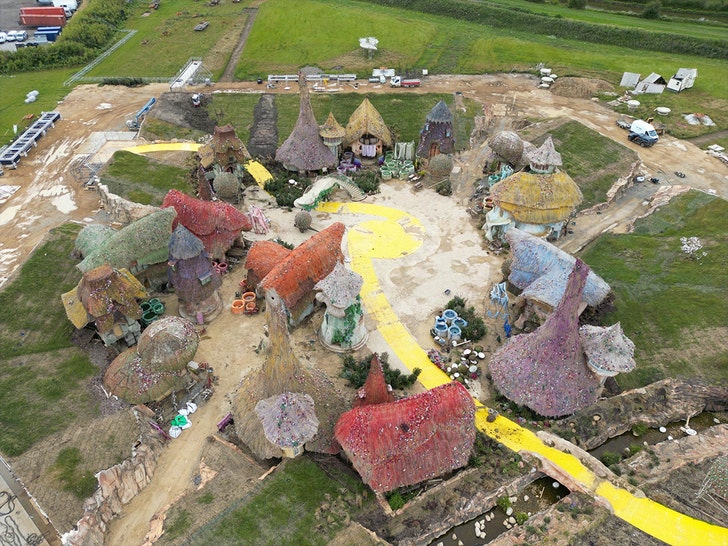 the wicket movie set backgrid 3