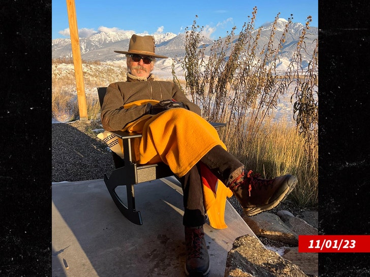 1230 Pierce Brosnan sub touronsofyellowstone