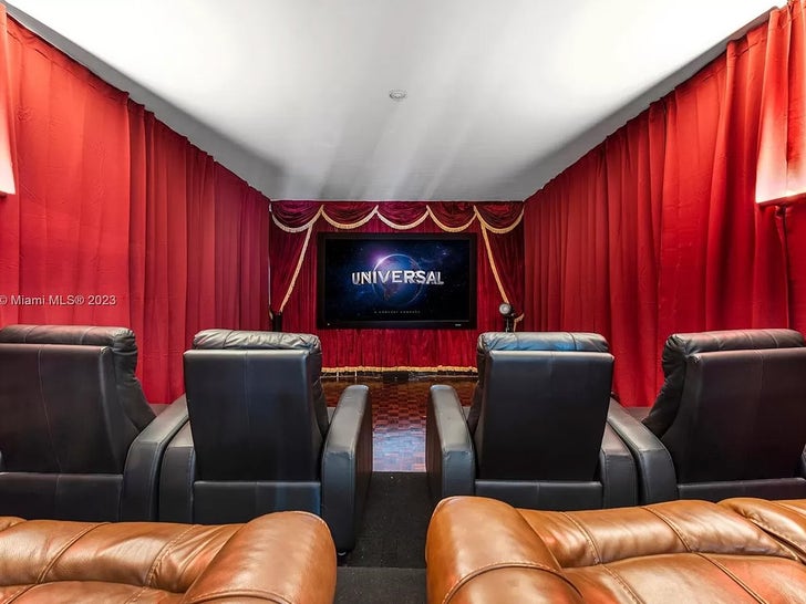 1130-lea-black-star-island-house-photos-primary-2