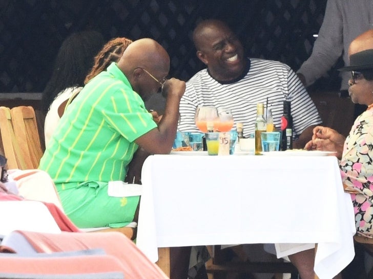 0711-Samuel-L-Jackson-and-Magic-Johnson-Sardinia-Yacht-Food-Photos-primary-6