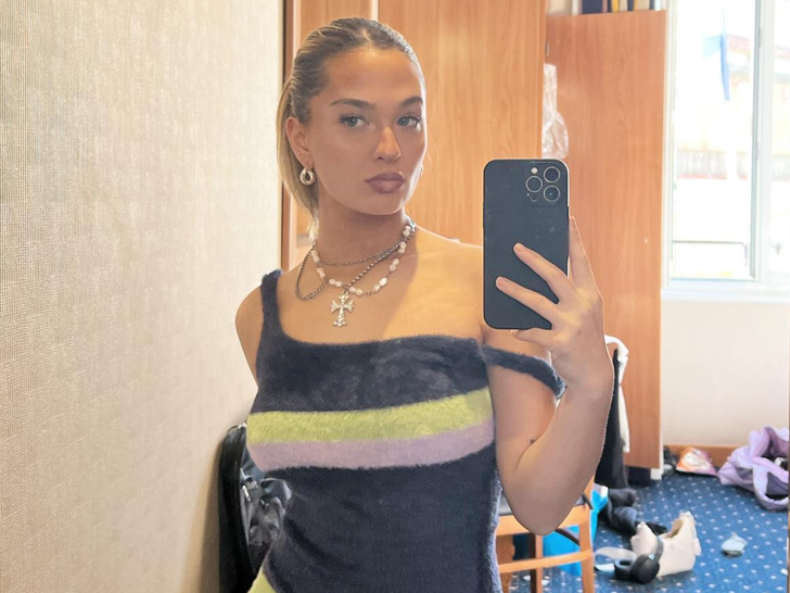 Claudia Conway Hot Shots