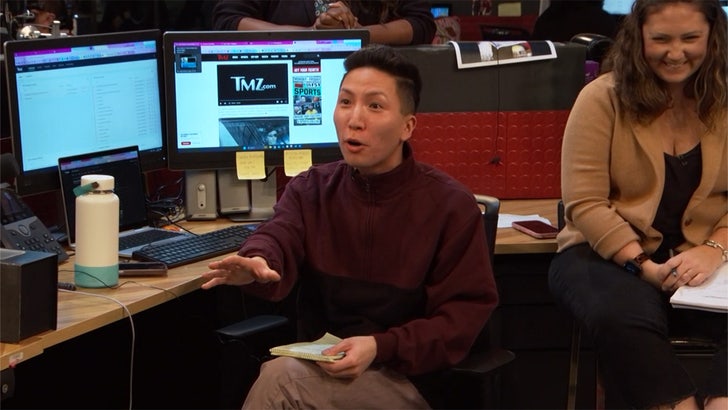 111523_tv_clips_kourtney_travis_kal