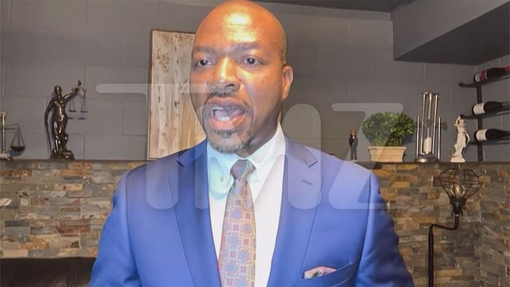 15808791b2d84849bc6512039d7dd707_md 050523-lennon-edwards-kal