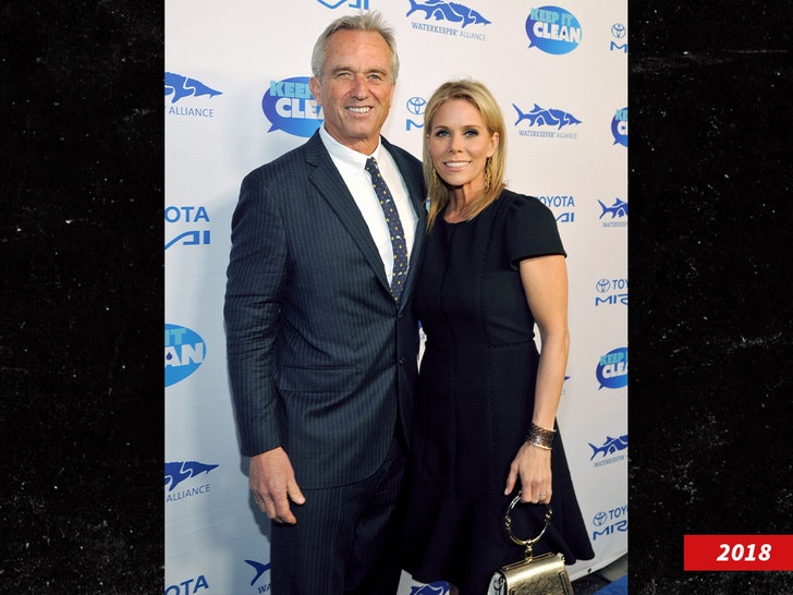 190b23af33704ff382d93d4f6abb770f_md robert f kennedy and cheryl hines getty 1