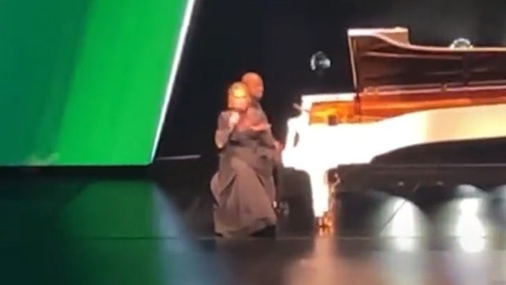 19309889c949412597de963be3f5bf0e_md 062423_adele_kal