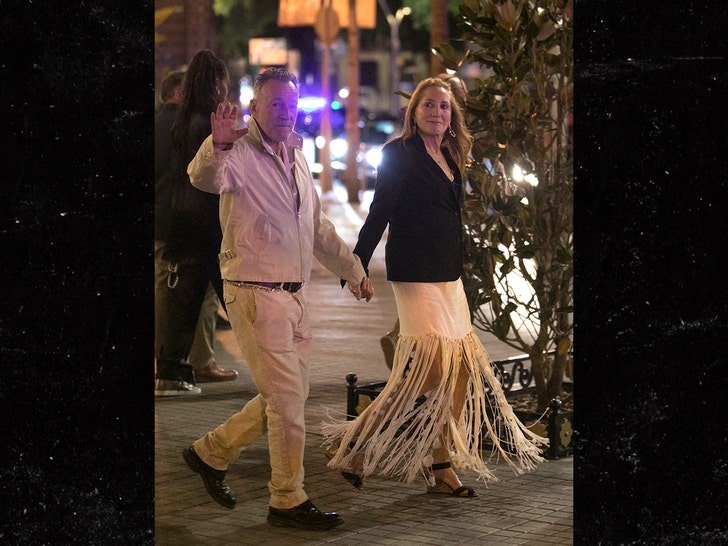 1c529e2930c6411785afa940270ab573_md bruce springsteen