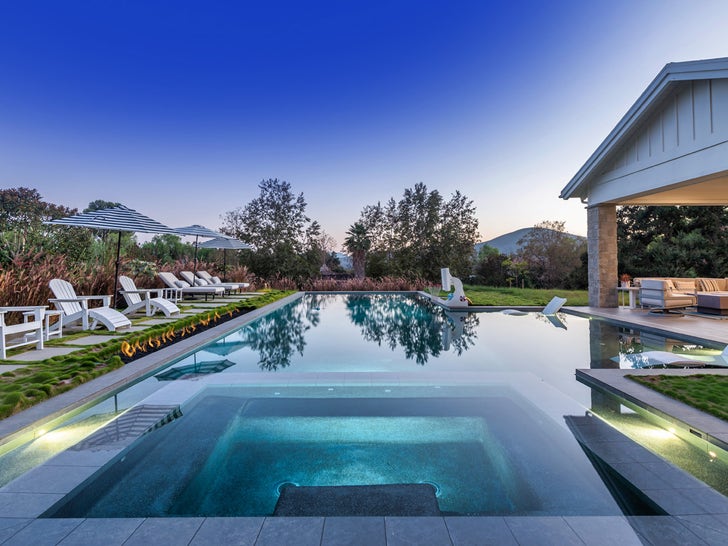 0509-Bret-Michaels-Westlake-Village-Home-Photos-primary-2