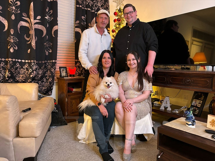 0101 gypsy rose new years ring tmz wm 2