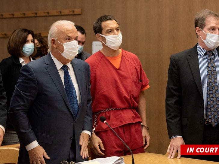 1fa3d0cd6d77403b84c8bb05e8da1e37_md 1208 Scott Peterson in court Shutterstock Premier