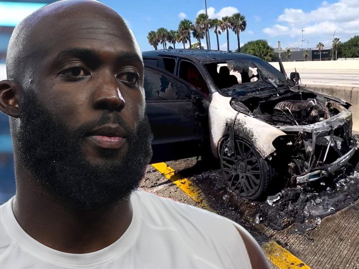 211062dac0dd40f0b0095b6b3d9620e9_md Leonard Fournette car