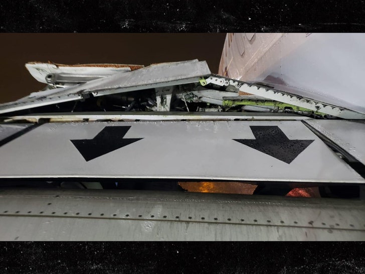 alaska airlines flight damages twitter 3