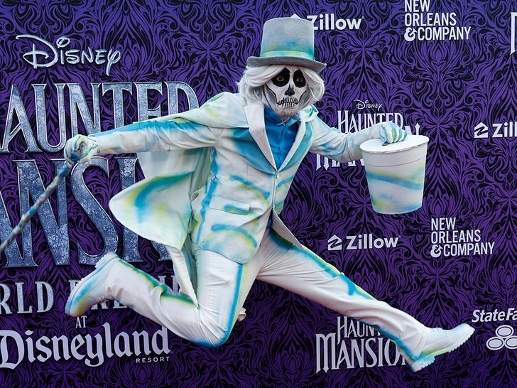 221fb3f11229431f90ff56891a542474_md-1 'Haunted Mansion' World Premiere