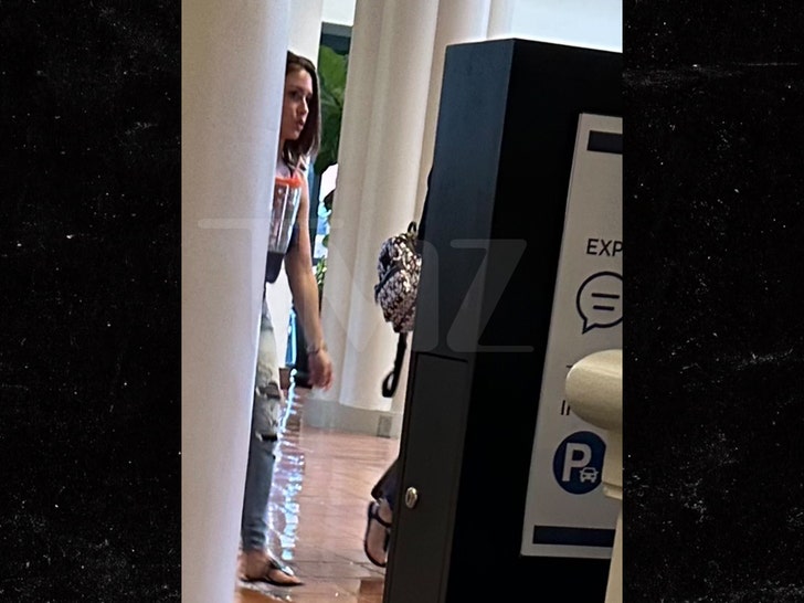 26003f221ad746fb99c15b27b9f85f52_md casey anthony