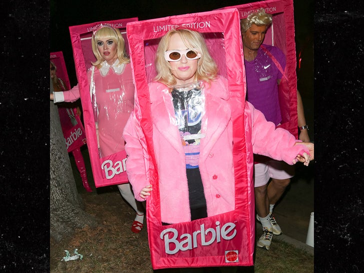 1004-Stars-Dressed-As-Barbie-Through-The-Years-Sub1